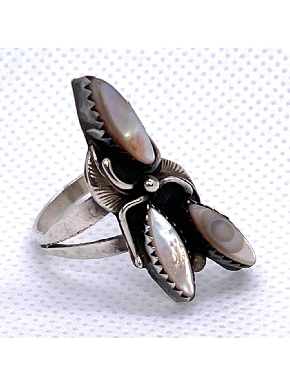 Native American Sterling Silver Mother Of Pearl Ring Statement Signed LW Sz 5.25 - Picture 11 of 16
